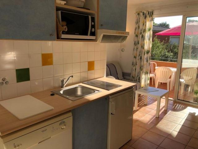 50M Plage T2 Grande Terrasse Vue Mer Climatise Piscine Chauffee, Parking Clos Gratuit Sanary-sur-Mer Exterior photo