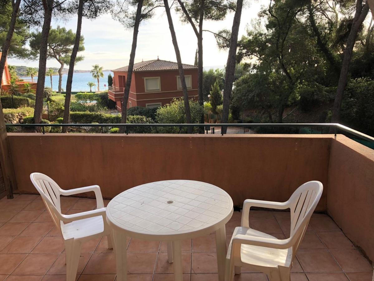 50M Plage T2 Grande Terrasse Vue Mer Climatise Piscine Chauffee, Parking Clos Gratuit Sanary-sur-Mer Exterior photo